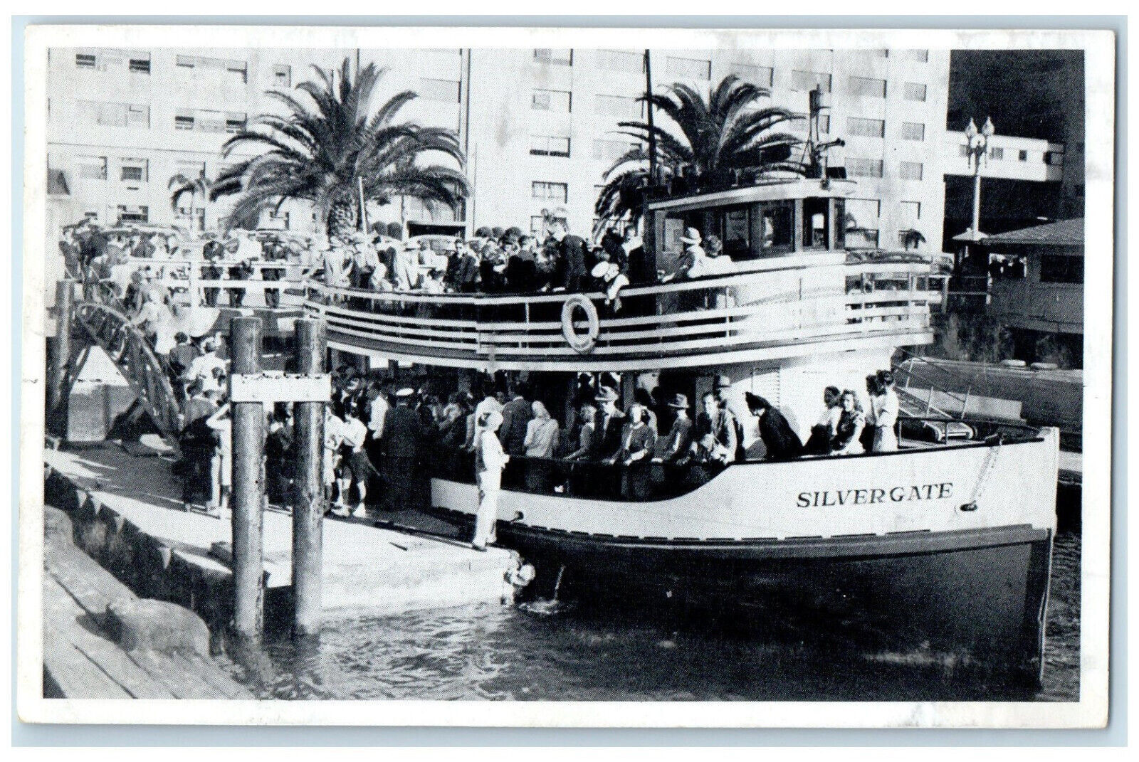 A postcard of the Silvergate in the 1940's at the foot of Broadway